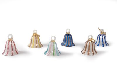 Lotto Composto da Sei Campanelli in Vetro di Murano Decorati a Filigrana, Secolo XX
