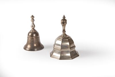 Due Campanelli in Argento, Londra, Inghilterra Secolo XX