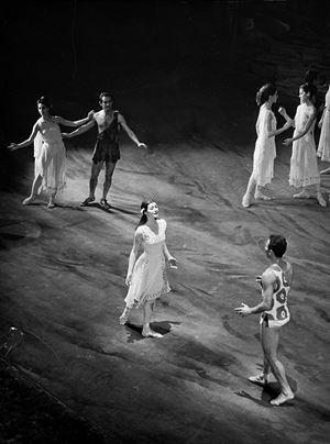 Carla Fracci e Mario Pistoni in "Dafni e Cloe" di Ravel