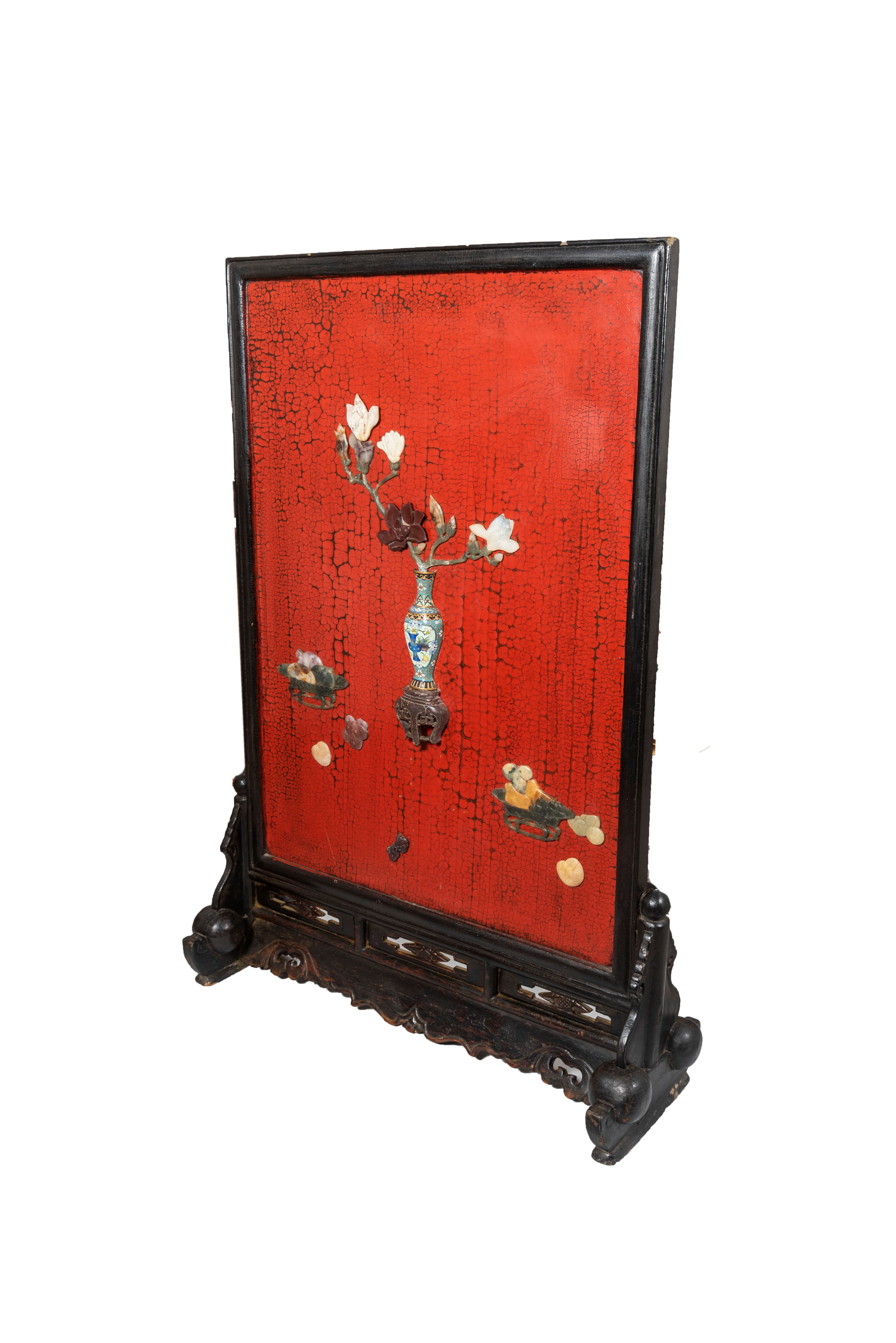 Schermo in Legno e Lacca con Applicazioni in Pietre e Smalti Cloisonnè, Cina Secolo XX