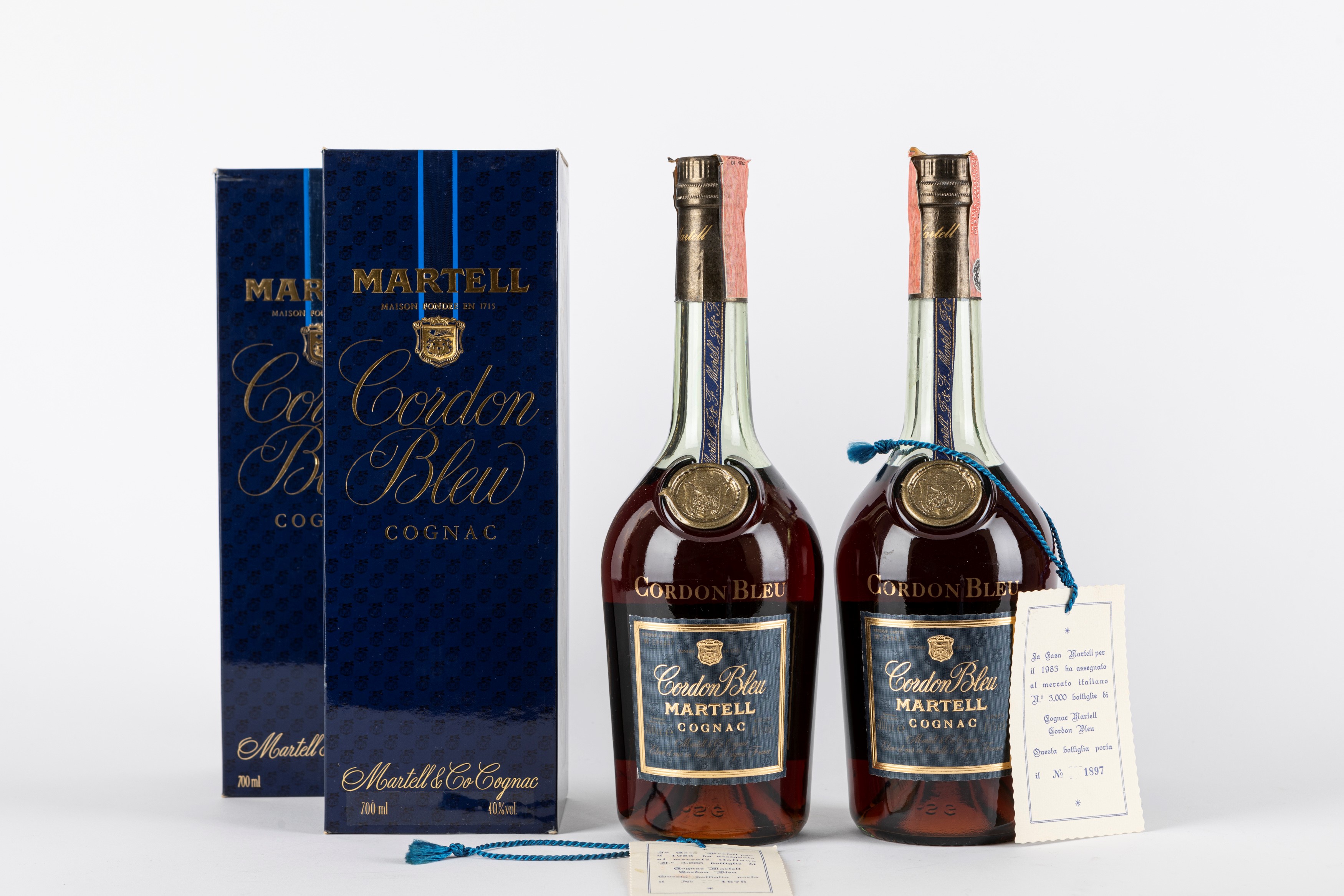 幸*様 【未開栓】MARTEL CORDON BLEU /マグナムボトル 300 Cognac - Martell : Cordon Bleu - Millesima.it