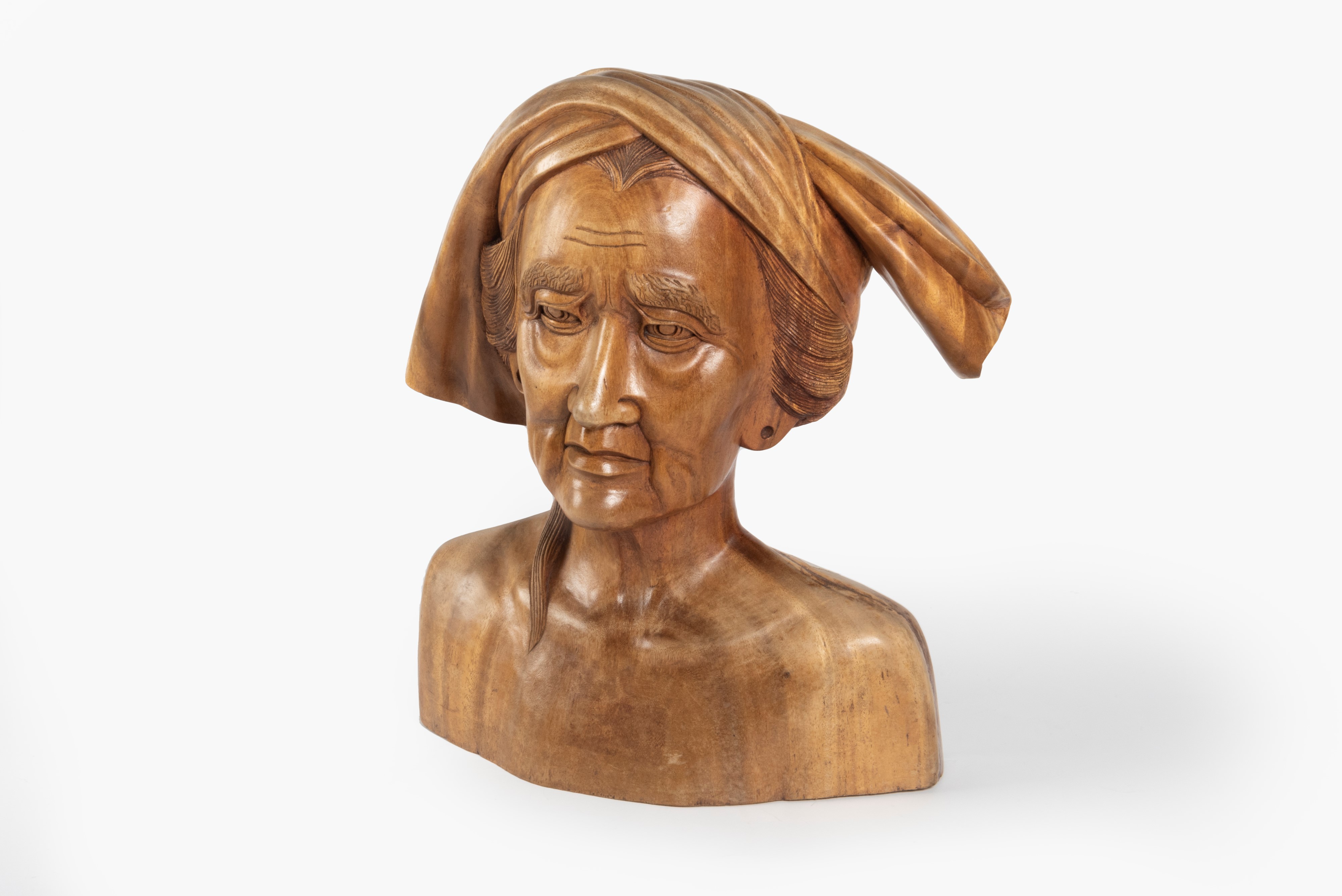 Scultura in Legno Raffigurante Ritratto di Donna a Mezzo Busto, Sud Est Asiatico, Secolo XX