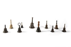 Lot consisting of ten bronze bells, different periods