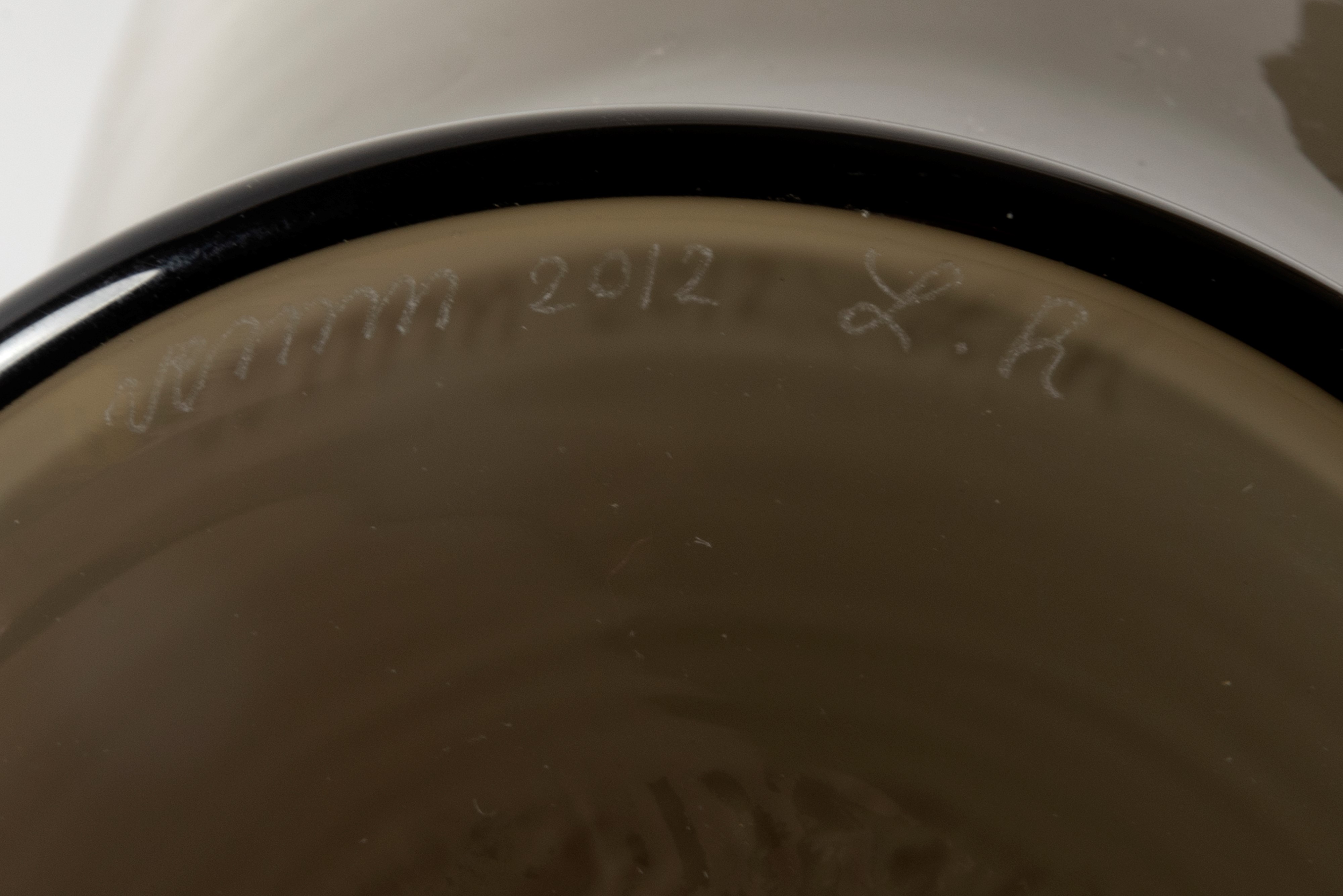 Vaso Venini in Vetro Grigio Incamiciato Bianco, Secolo XX