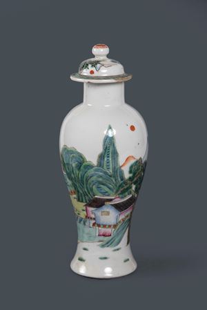 Polychrome porcelain vase, China 19th century