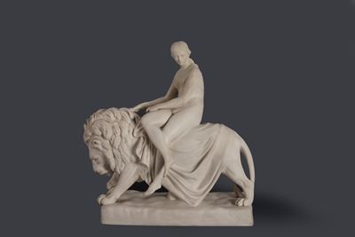Scultura in Biscuit Raffigurante una e il Leone, Fine Secolo XIX - Inizi Secolo XX