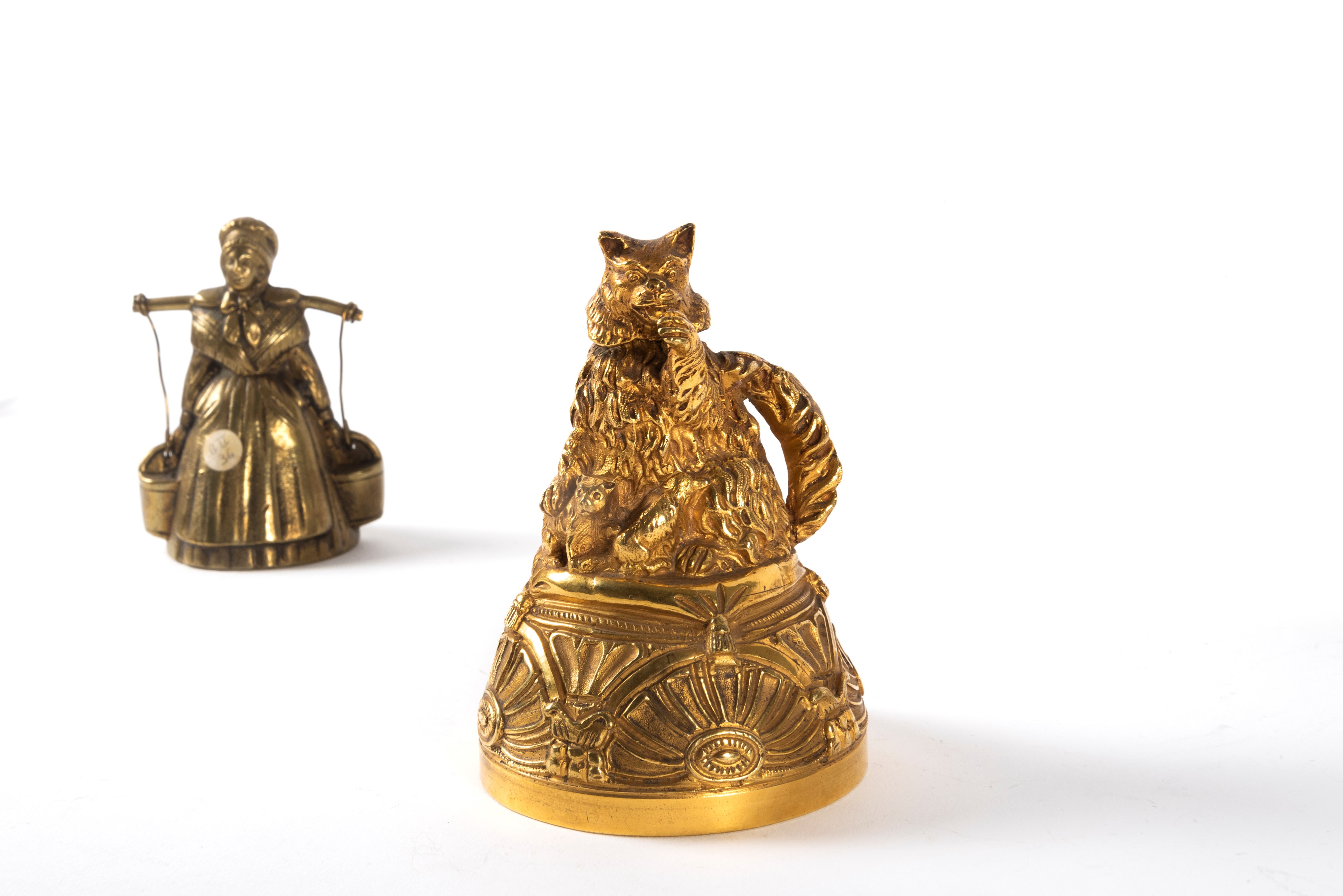 Lotto Composto da Cinque Campanelli in Bronzo, Secoli XIX-XX
