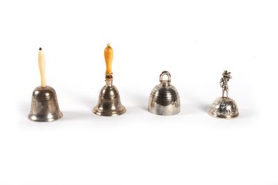 Lotto Composto da Quattro Campanelli in Argento, Londra, Inghilterra Secoli XIX-XX