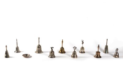 Lotto Composto da Dieci Campanelli in Argento, Secolo XX