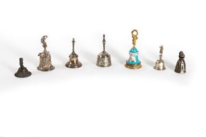 Lot consisting of seven bronze bells, 19th - 20th centuries