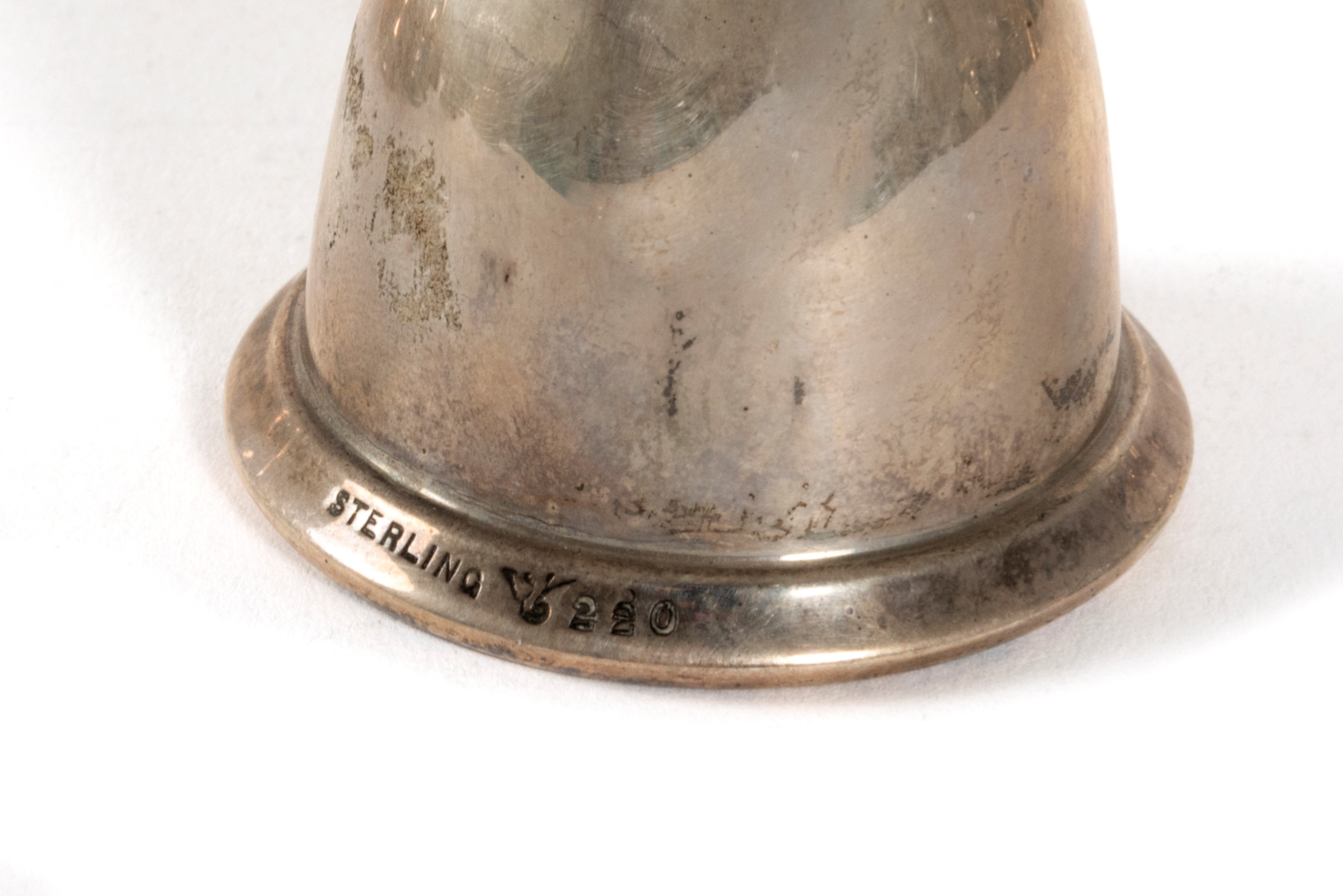 Lotto Composto da Sedici Campanelli in Argento Sterling, Secoli XIX - XX