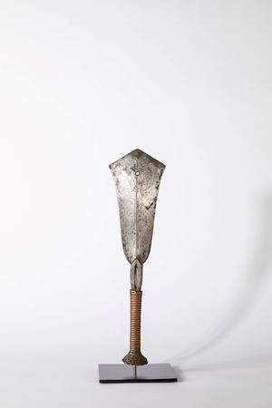 Coltello ornamentale