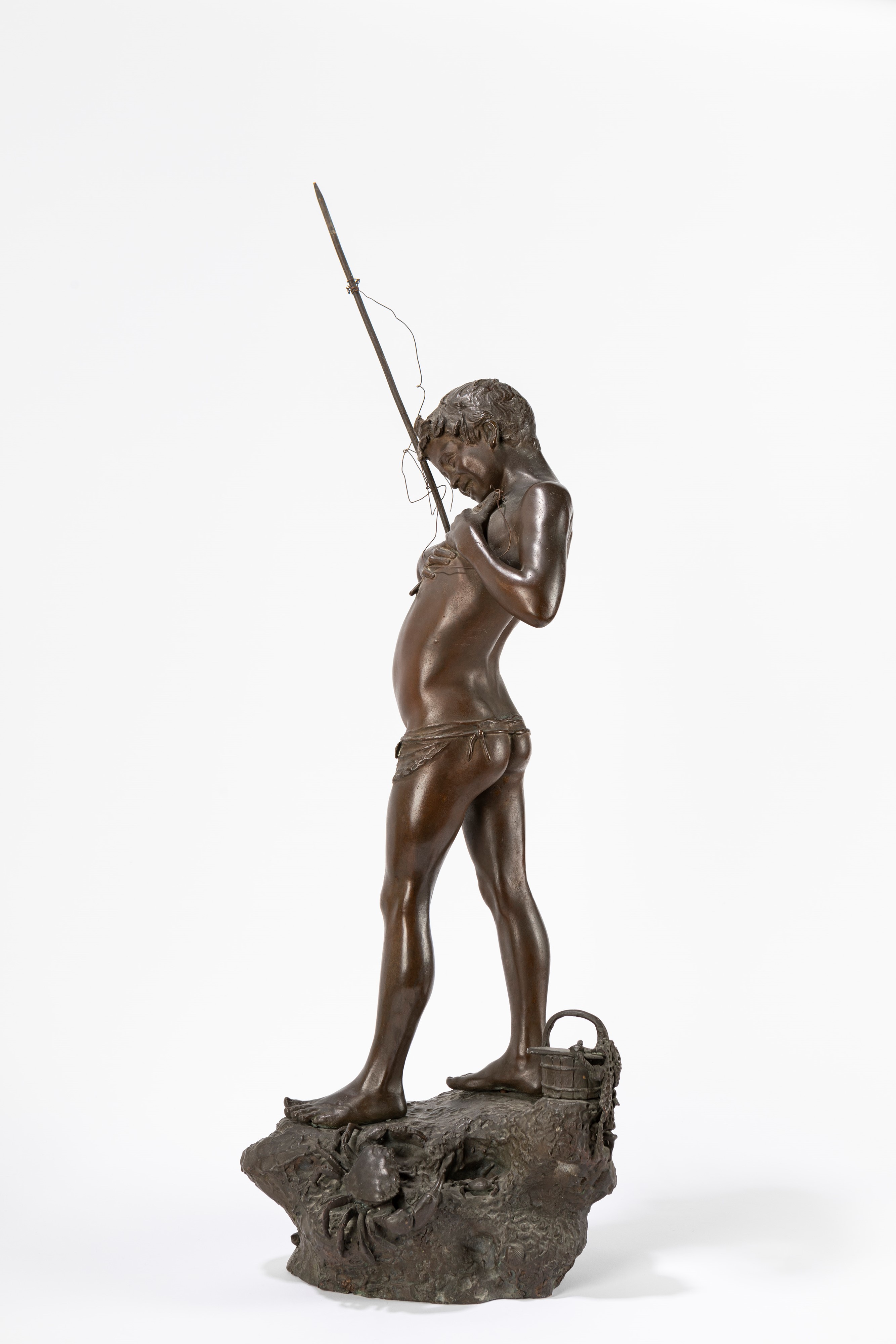 Giovanni Varlese - Giovane pescatore, scultura in bronzo