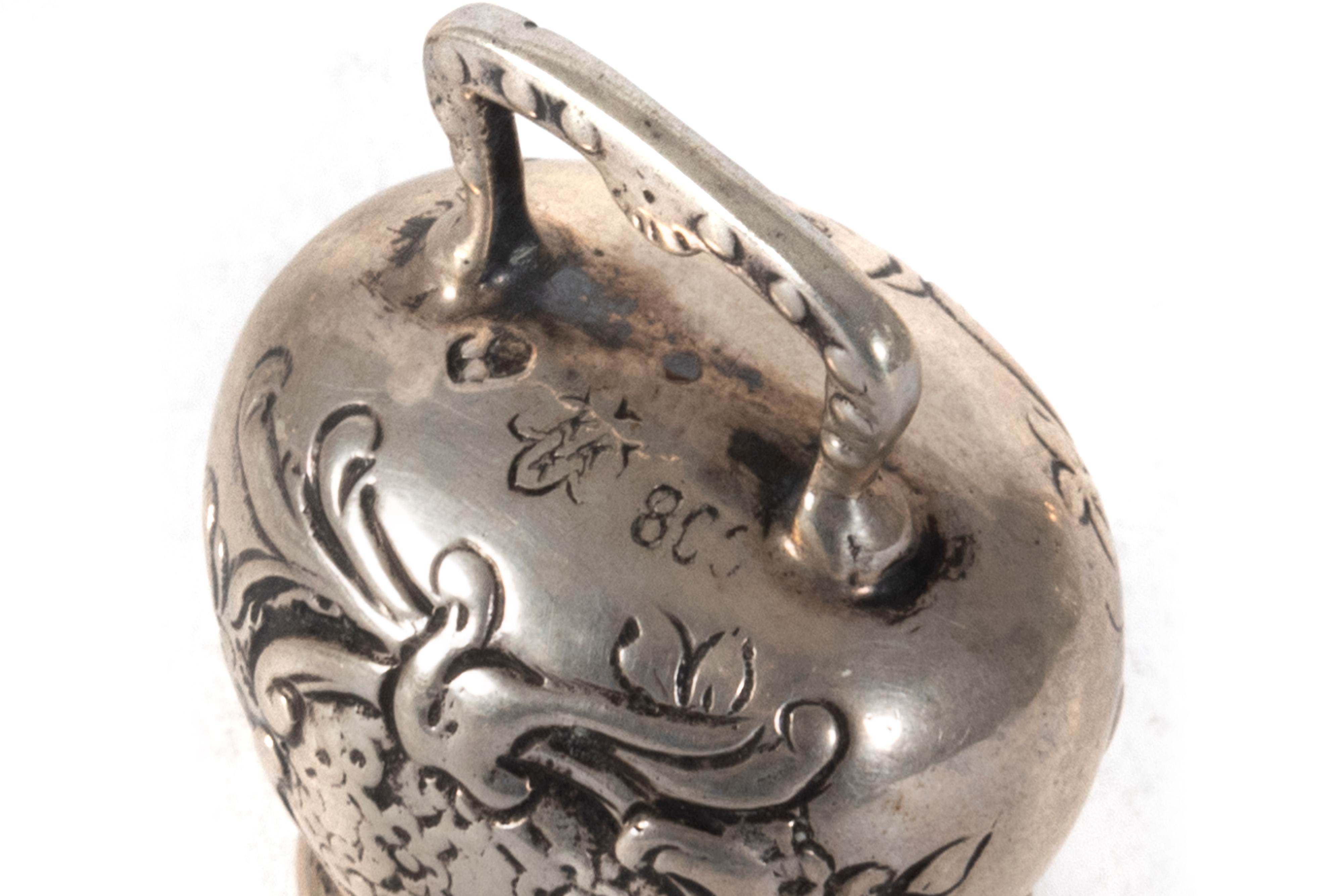 Lotto Composto da Otto Campanelli in Argento, Secolo XX