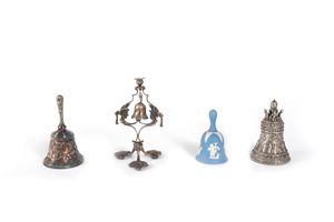 Lotto composto da quattro campanelli, secoli XIX-XX
