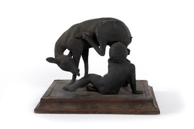 Scultura in Bronzo Raffigurante Cerbiatta che Allatta un Bambino, Secolo XX