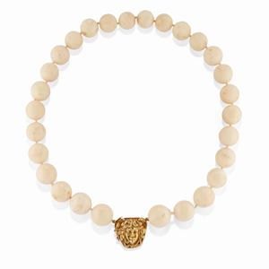  - Collana in corallo