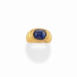  - Anello con zaffiro