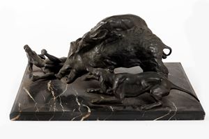 Scultura in bronzo raffigurante scena di caccia al cinghiale, inizi secolo XX