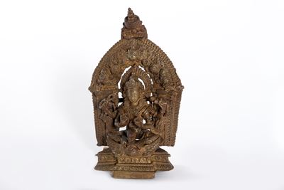 Antica Scultura in Bronzo Raffigurante Bodhisattva, Area Hymalayana Nepal-tibet
