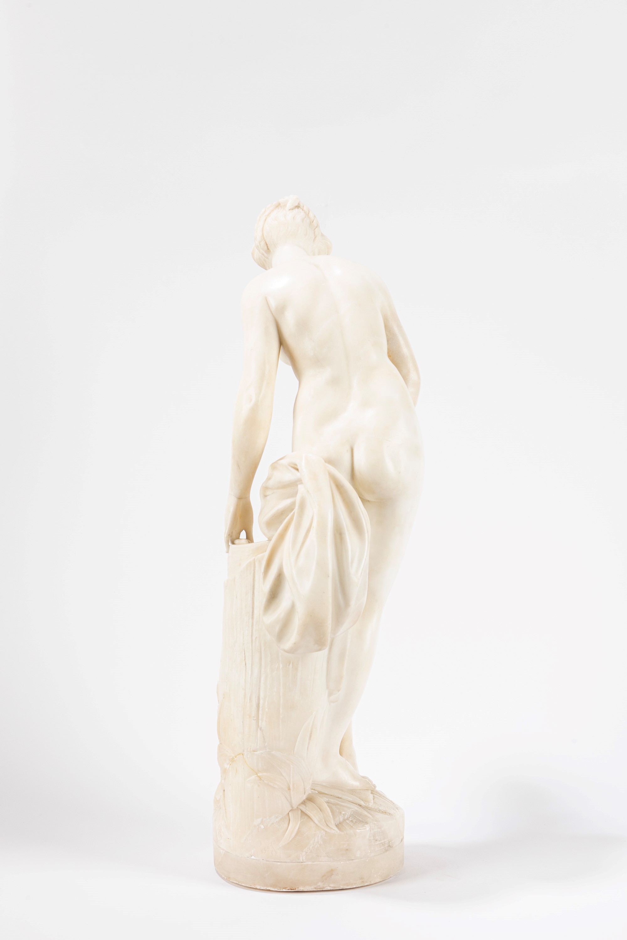 Guglielmo Pugi - Bagnante, scultura in alabastro