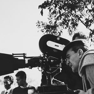 Luchino Visconti and Marcello Mastroianni in "Lo straniero"