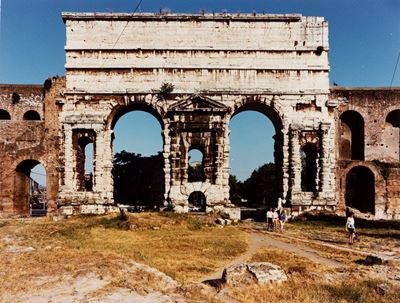 Roma, C-print vintage, 1988, cm 23,8 x 30