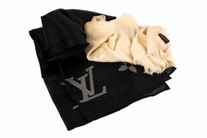 Lotto composto da due stole