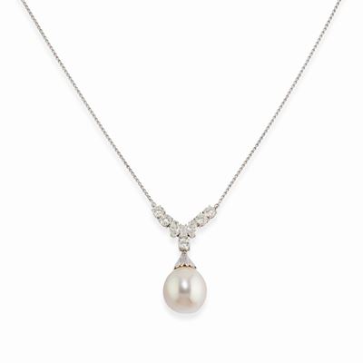 Collana in oro bianco 18k con perla coltivata e diamanti
