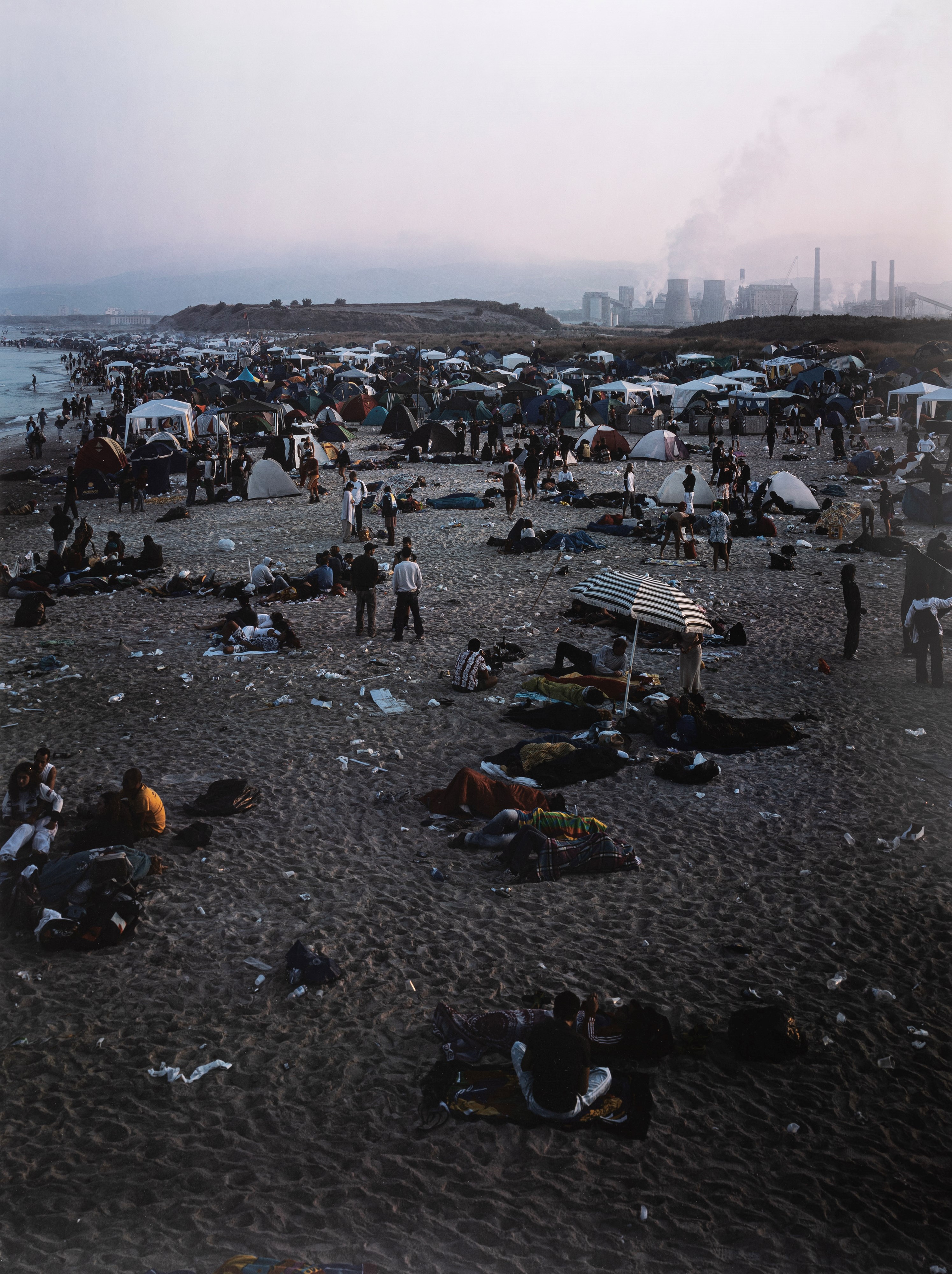 Massimo Vitali - Rosignano dawn, dal portfolio 'Landscape with figures', due stampe offset