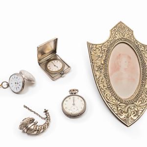 Five silver and metal objects, XX Century