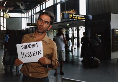 Waiting for famous people (Saddam Hussein), C-print vintage