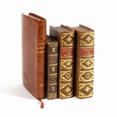 Amours des Dames illustres de France, Colonia, Pierre Marteau, 1700, 2 volumi, legatura in vitell...