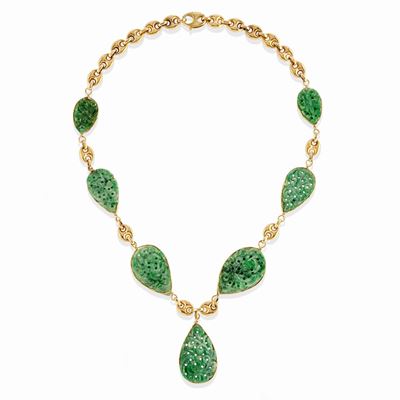 Collana in oro giallo 18k con giada giadeite naturale