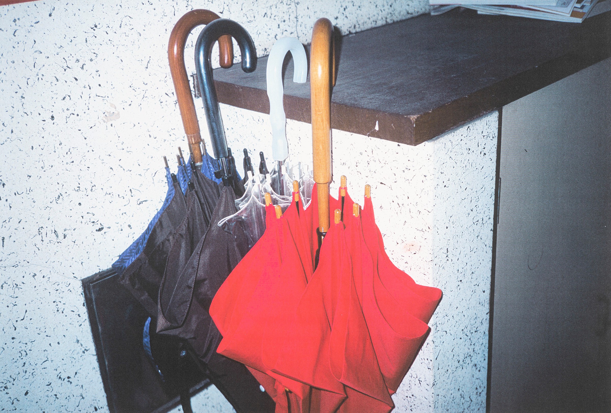 Nobuyoshi Araki - Senza titolo - Sei stampe offset, 2001