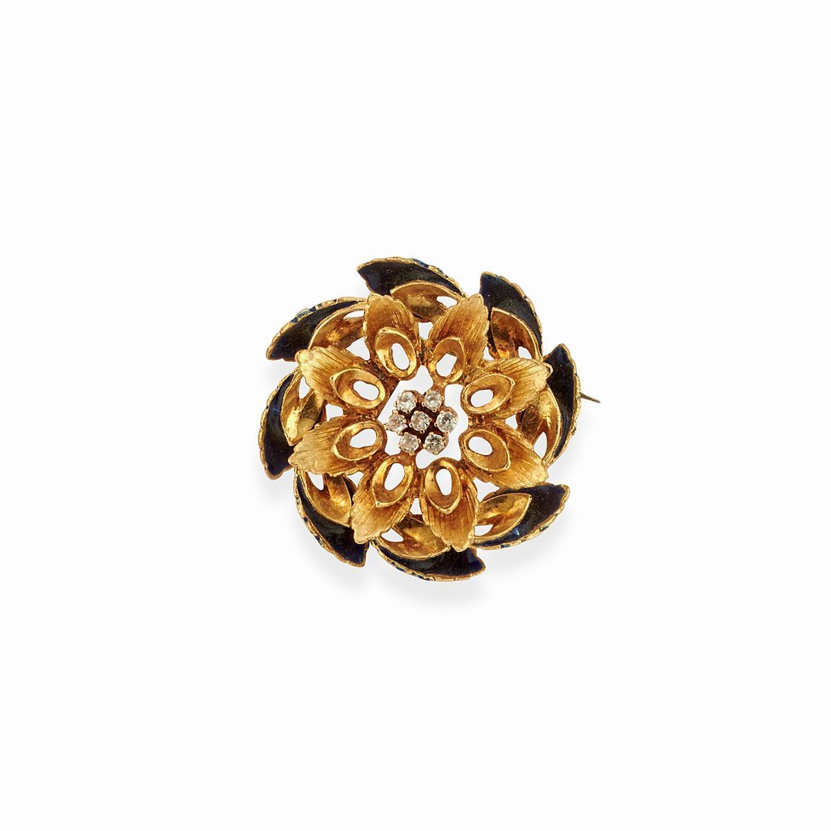 Tre spille e un pendente, oro giallo 18k con smalto e pietre