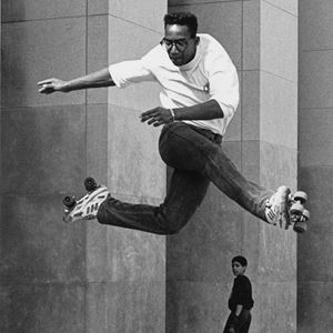 Devant le musée d'Art Moderne