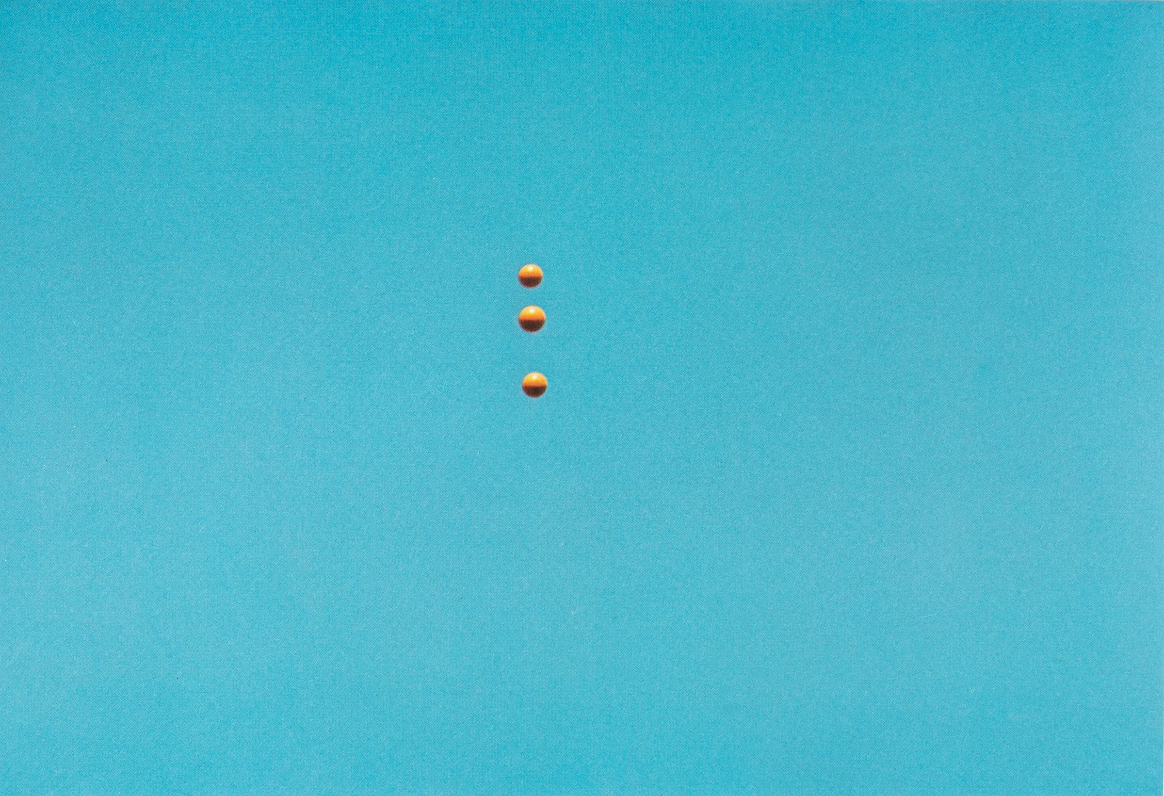 John Baldessari - Throwing Three Balls in the Air to Get a Straight Line, 12 stampe offset su car...