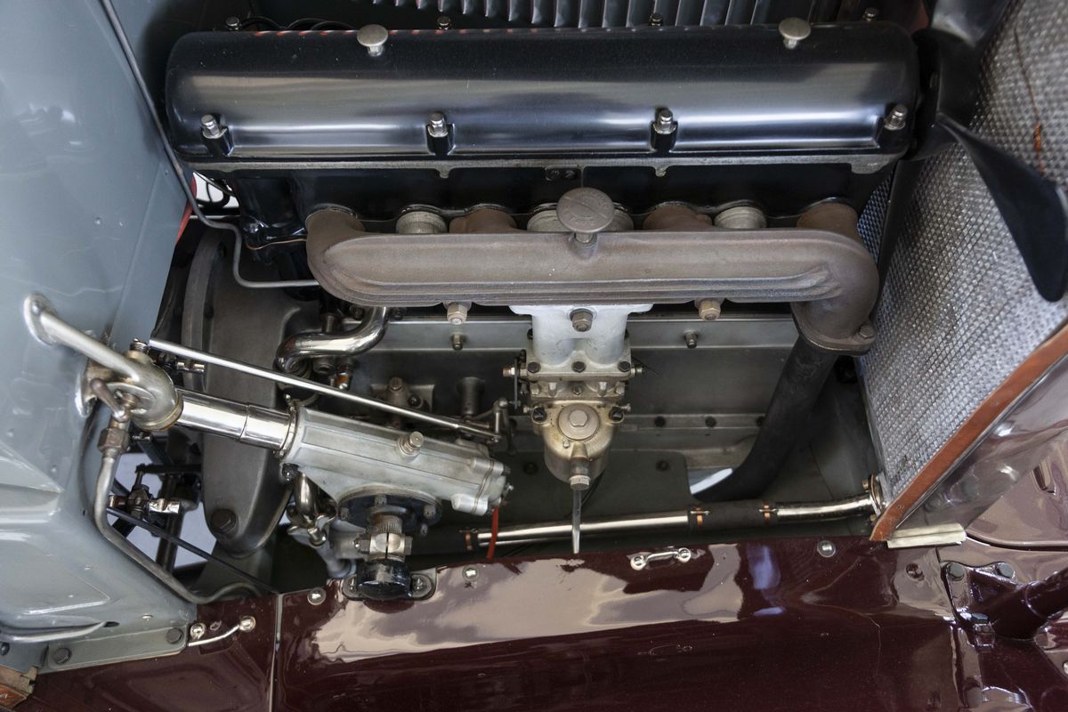 Alfa Romeo 6C 1750 Turismo Cabriolet (Pinin Farina)