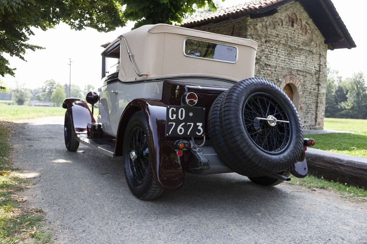 Alfa Romeo 6C 1750 Turismo Cabriolet (Pinin Farina)