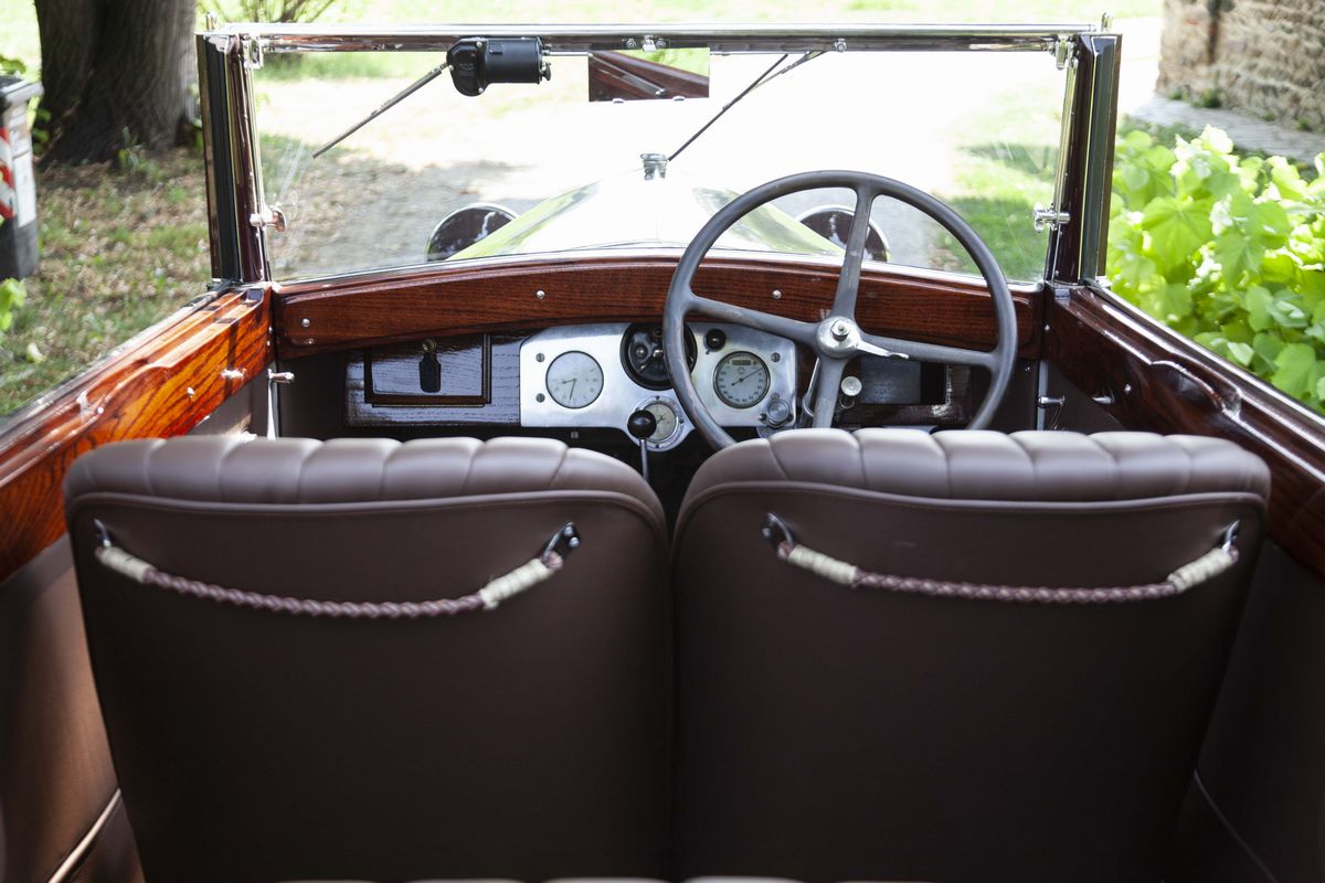 Alfa Romeo 6C 1750 Turismo Cabriolet (Pinin Farina)