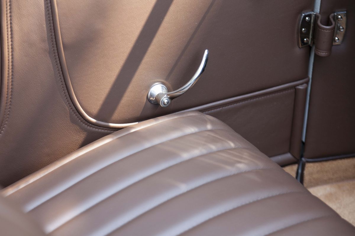 Alfa Romeo 6C 1750 Turismo Cabriolet (Pinin Farina)