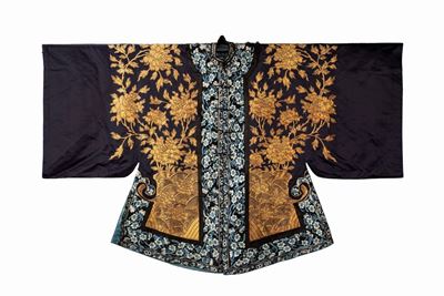 Veste Qing corta in seta riccamente ricamata, Cina, fine XIX secolo