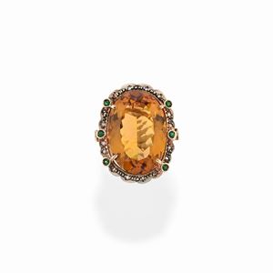  - Anello con quarzo