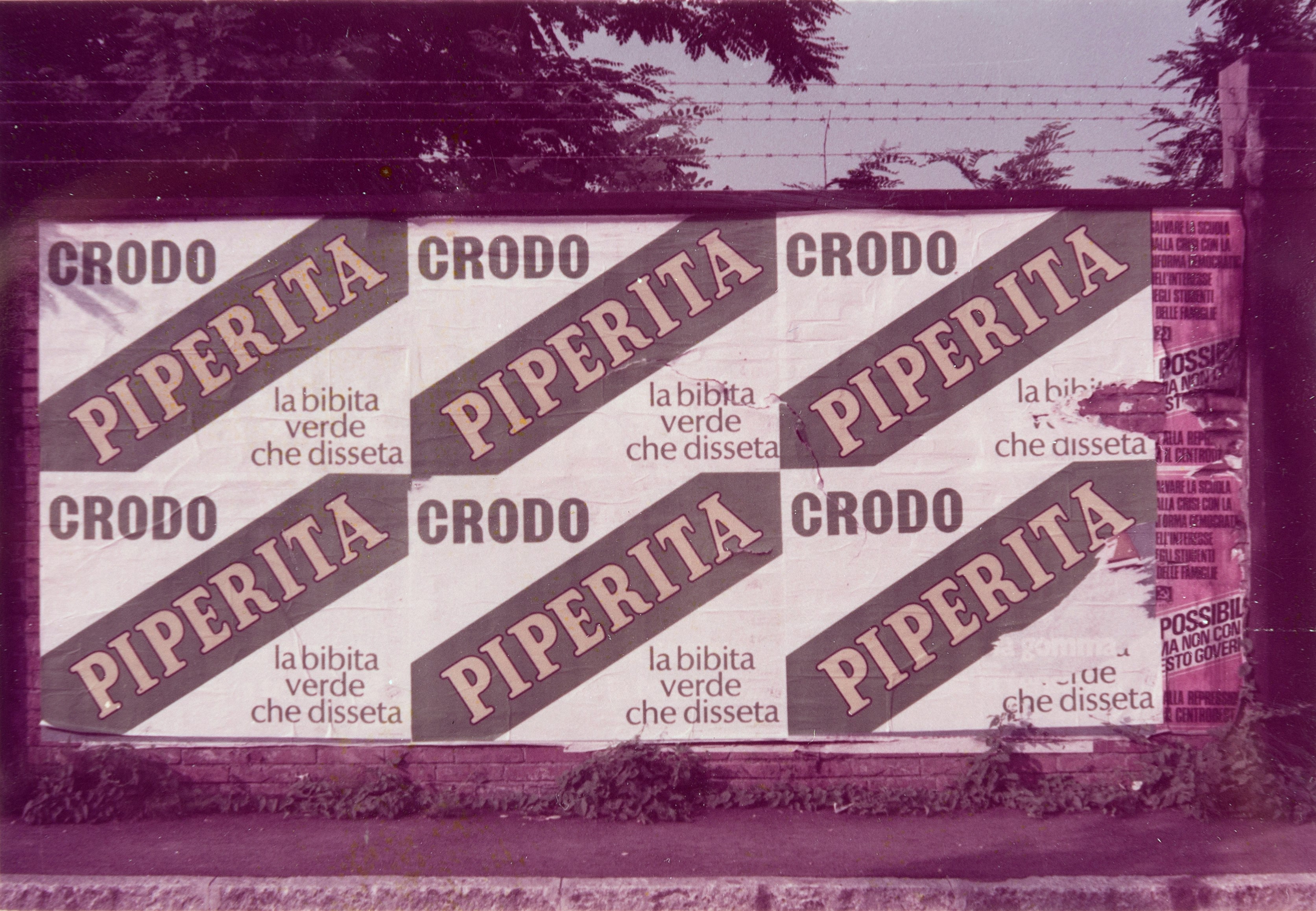 Luigi Ghirri - Modena, dalla serie 'KM 0,250', 33 stampe cromogeniche vintage