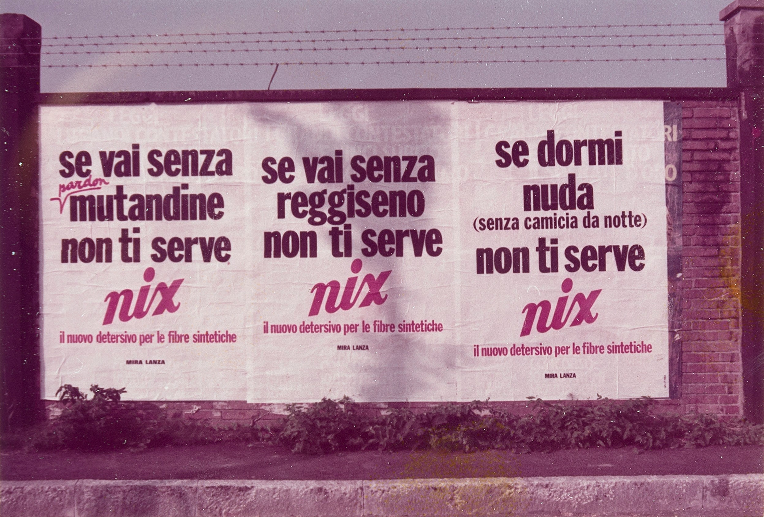 Luigi Ghirri - Modena, dalla serie 'KM 0,250', 33 stampe cromogeniche vintage