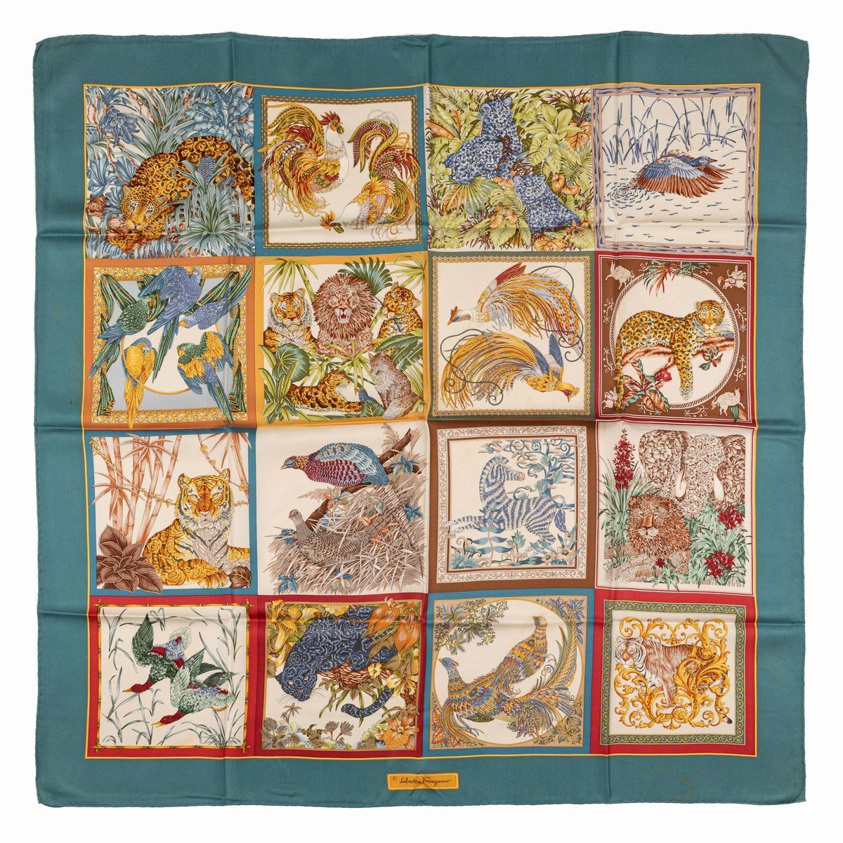 Salvatore Ferragamo - Lotto Composto da un Grand Foulard e Quattro Foulard
