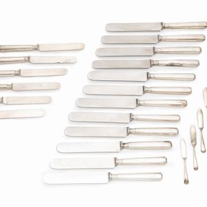 A silver knife service