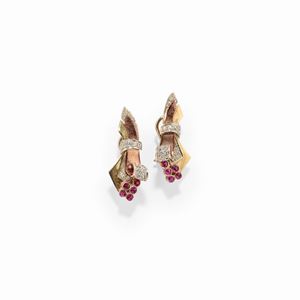 A 9k three-color gold, red gemstone and diamond earrings