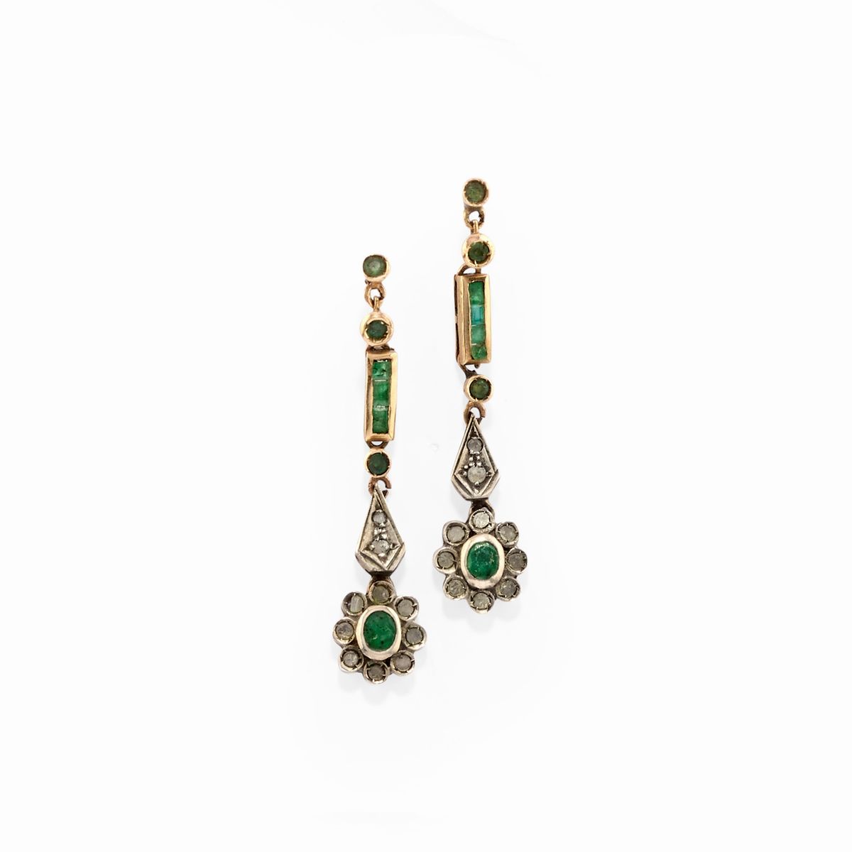 Orecchini ed Anello con Smeraldi